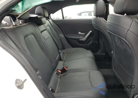 2019 Mercedes-Benz A 220 из США, поврежденный, VIN WDD3G4EB0KW002542